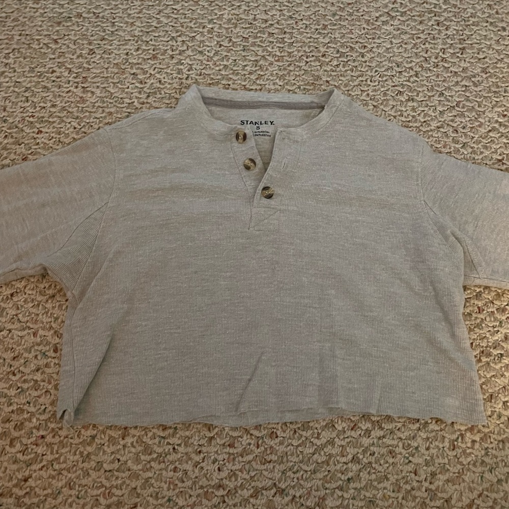 cropped long sleeve
